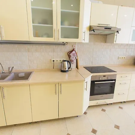 в одессе Apartament *